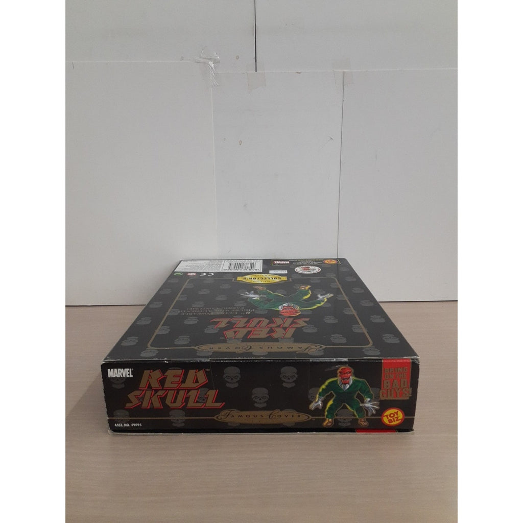 ToyBiz Marvel Famous Cover Series Red Skull Exclusive 8in Figure