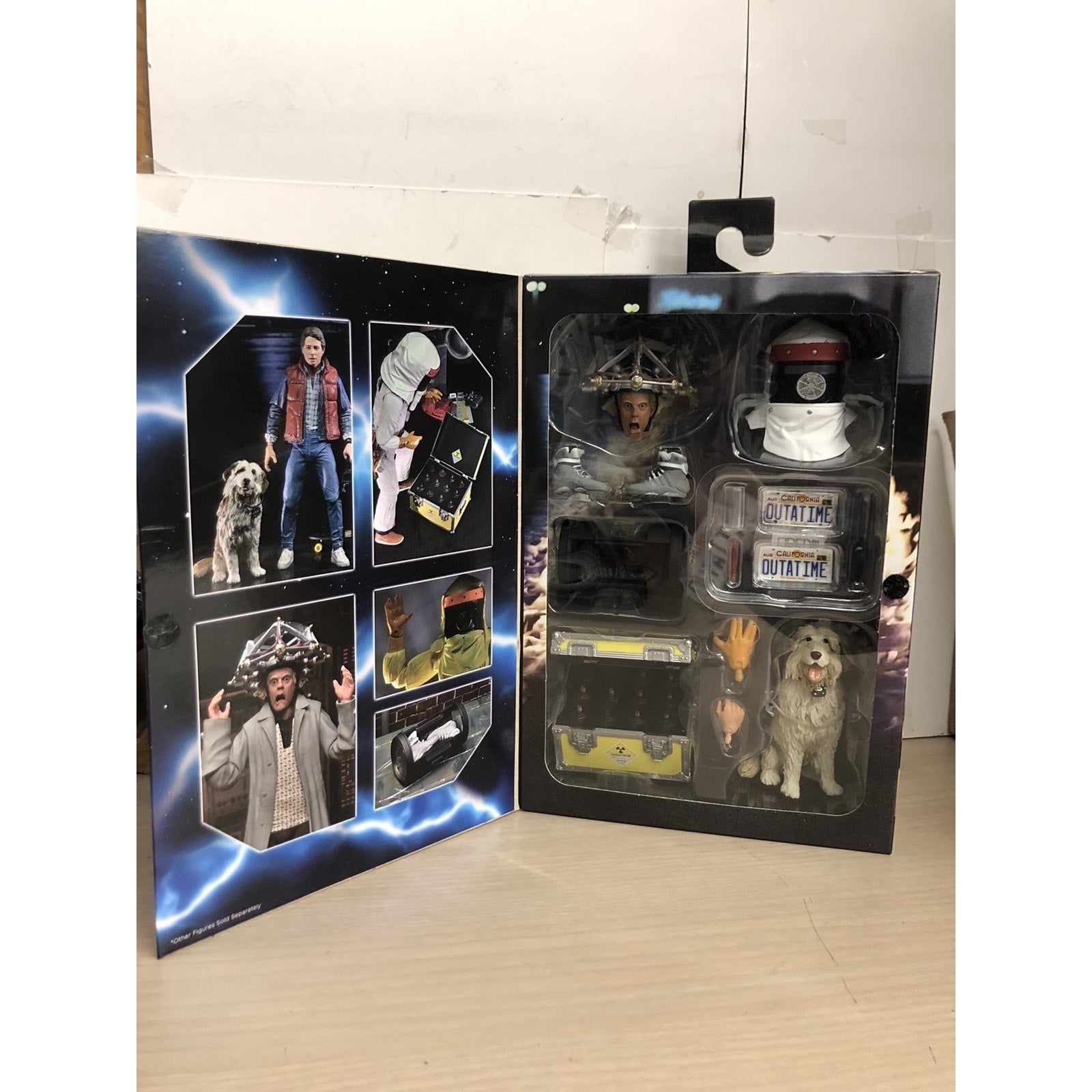 Back To The Future 35th Action Figure Accessory Set NECA New Doc Marty Einstein