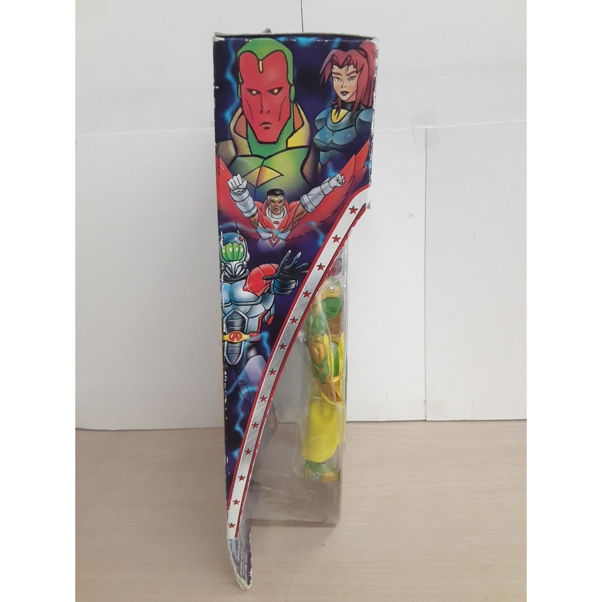 Avengers United They Stand Vision Light Up Action Figure Toy Marvel ToyBiz 1999
