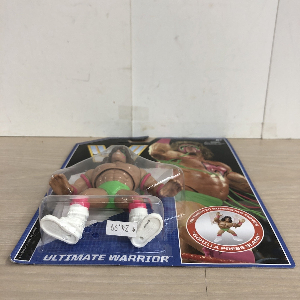 WWE Ultimate Warrior Mattel Retro Series 1 Hasbro Wrestling Figure WWF MOC