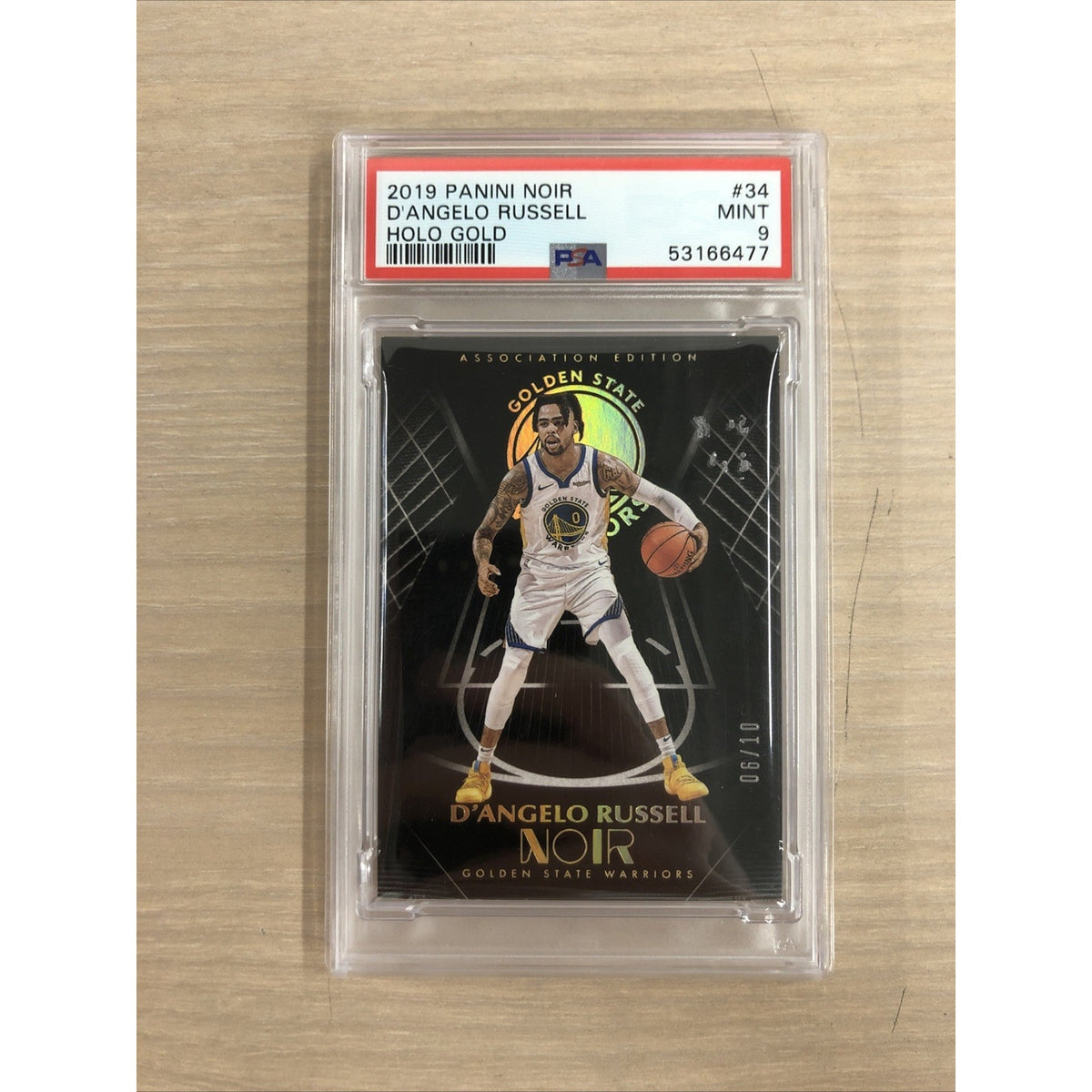 2019-20 Panini Noir Basketball D’Angelo Russell Holo Gold /10 PSA 9