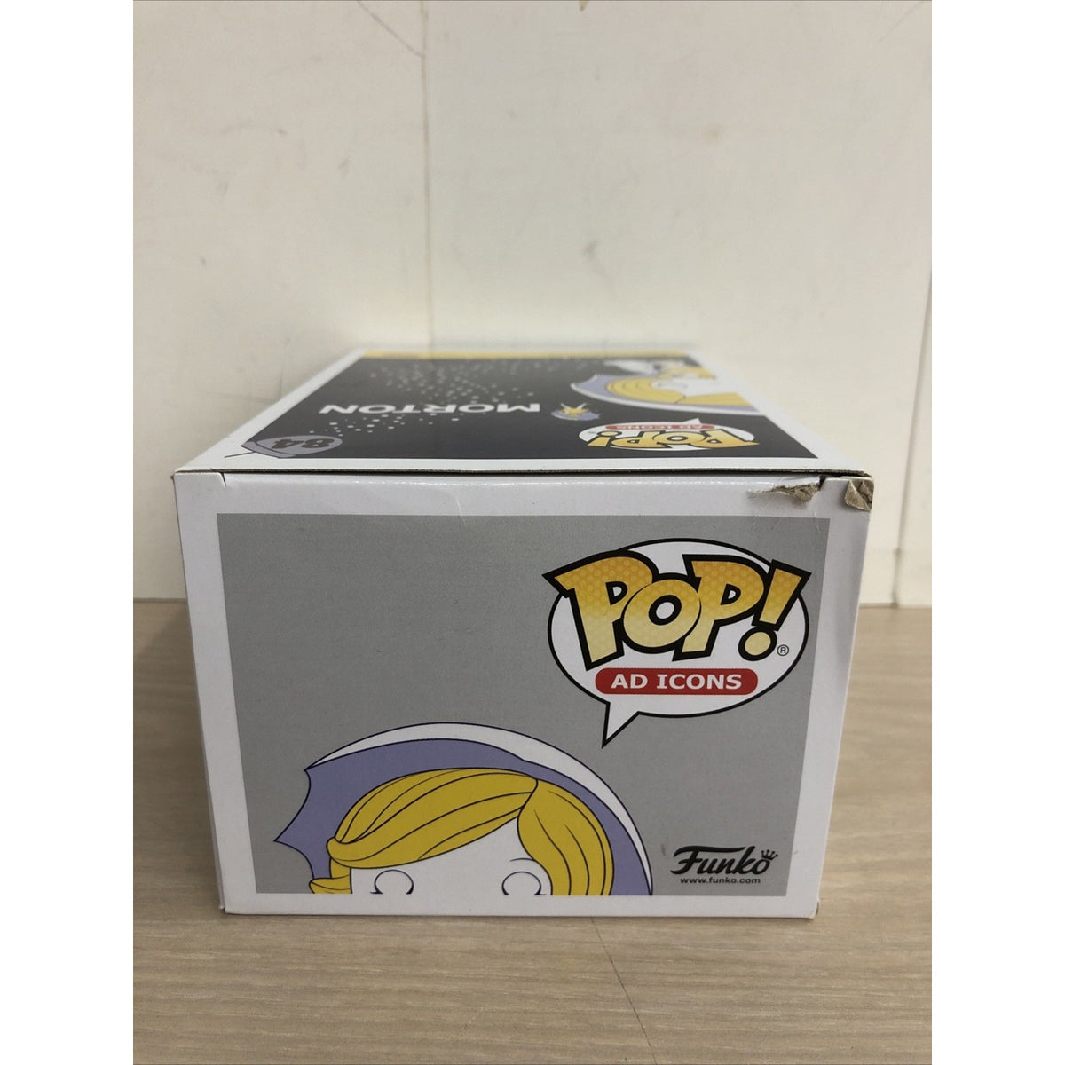 Funko Pop! Vinyl: Ad Icons - Morton Salt Girl (Diamond Glitter) - Box Lunch...
