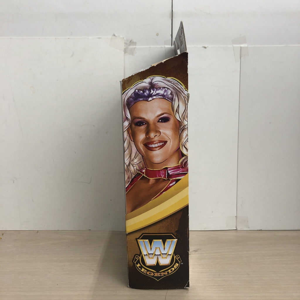 Mattel WWE Elite Legends Series 16 - Molly Holly 6 inch Action Figure