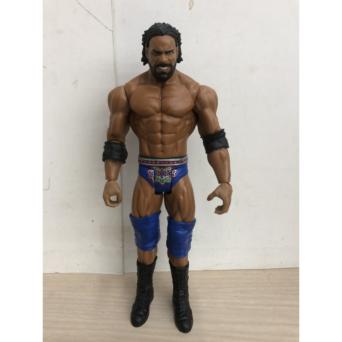 2018 MATTEL WWE BASIC SERIES 93 JINDER MAHAL Modern Day Maharaja LOOSE
