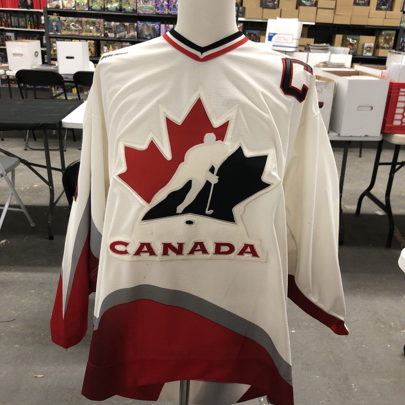 Wayne Gretzky Team Canada Hockey Jersey ProWear Size 52 White #99