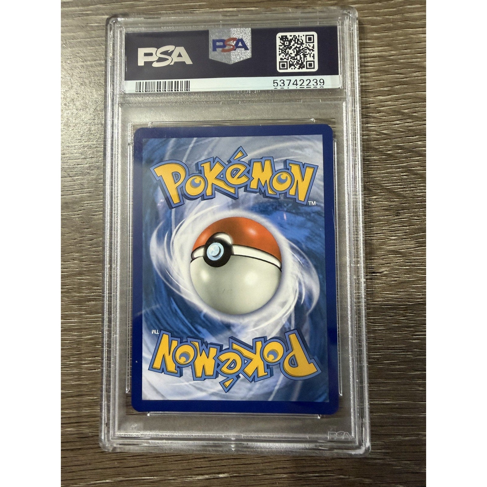 2020 Pokemon SWSH Champion's Path Drednaw VMAX Rainbow Secret Rare 075/073 PSA