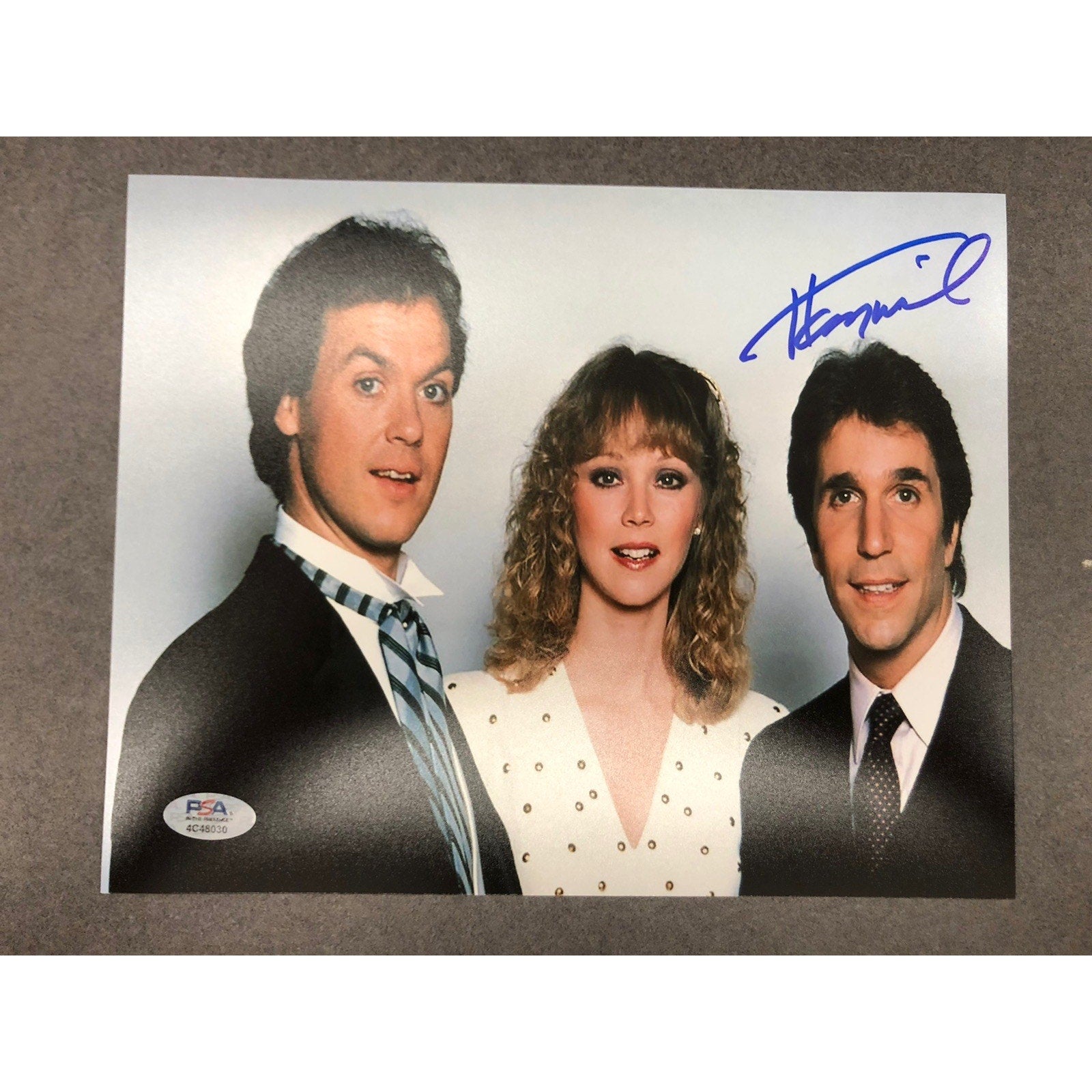 Henry Winkler NIGHT SHIFT cast signed 8x10 photo PSA/DNA Autographed