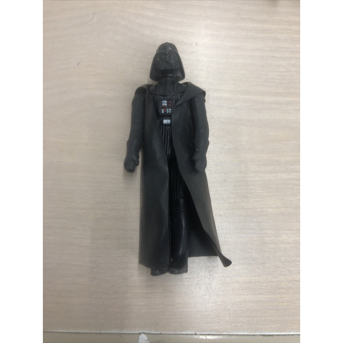 Vintage Star Wars DARTH VADER Kenner 1977 With Cape No Lightsaber