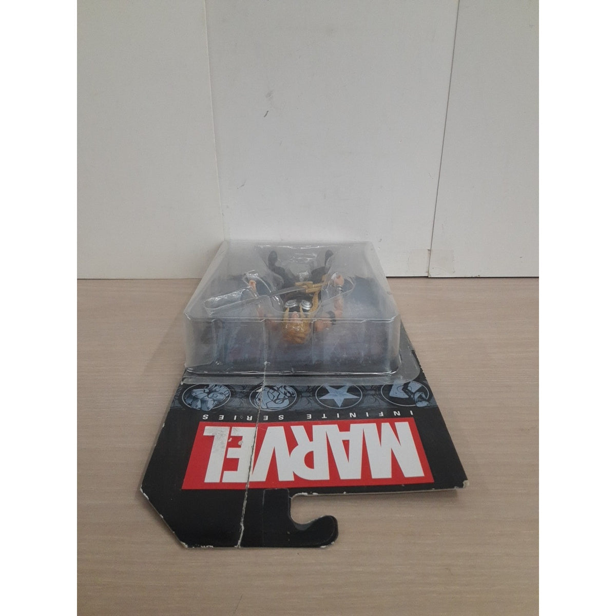 Marvel Infinite Series Marvel's Valkerie Action Figure