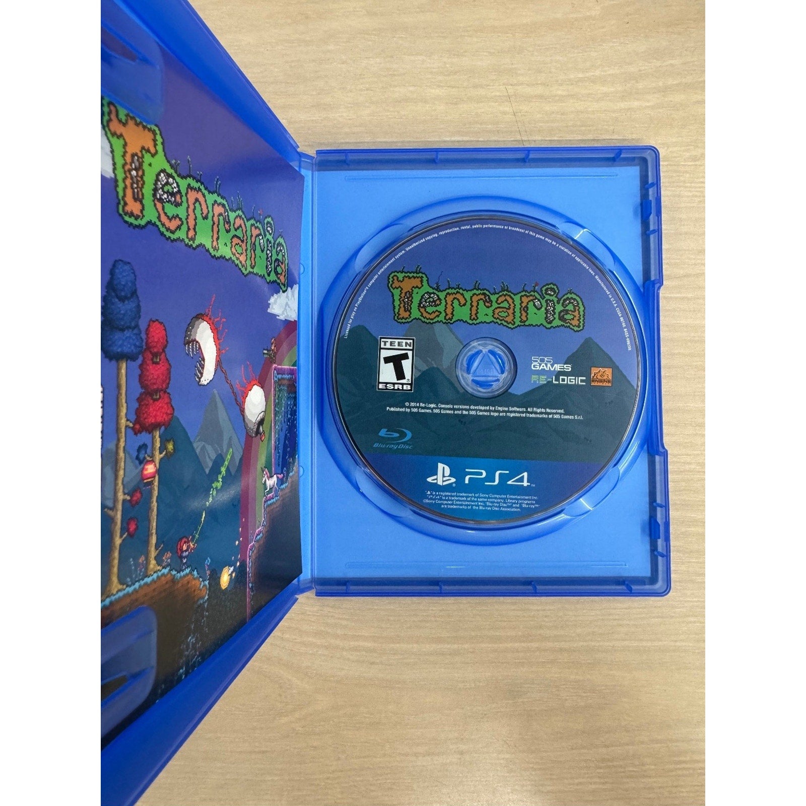 Terraria Standard Edition PS4 Video Game Sandbox Adventure Dig Build