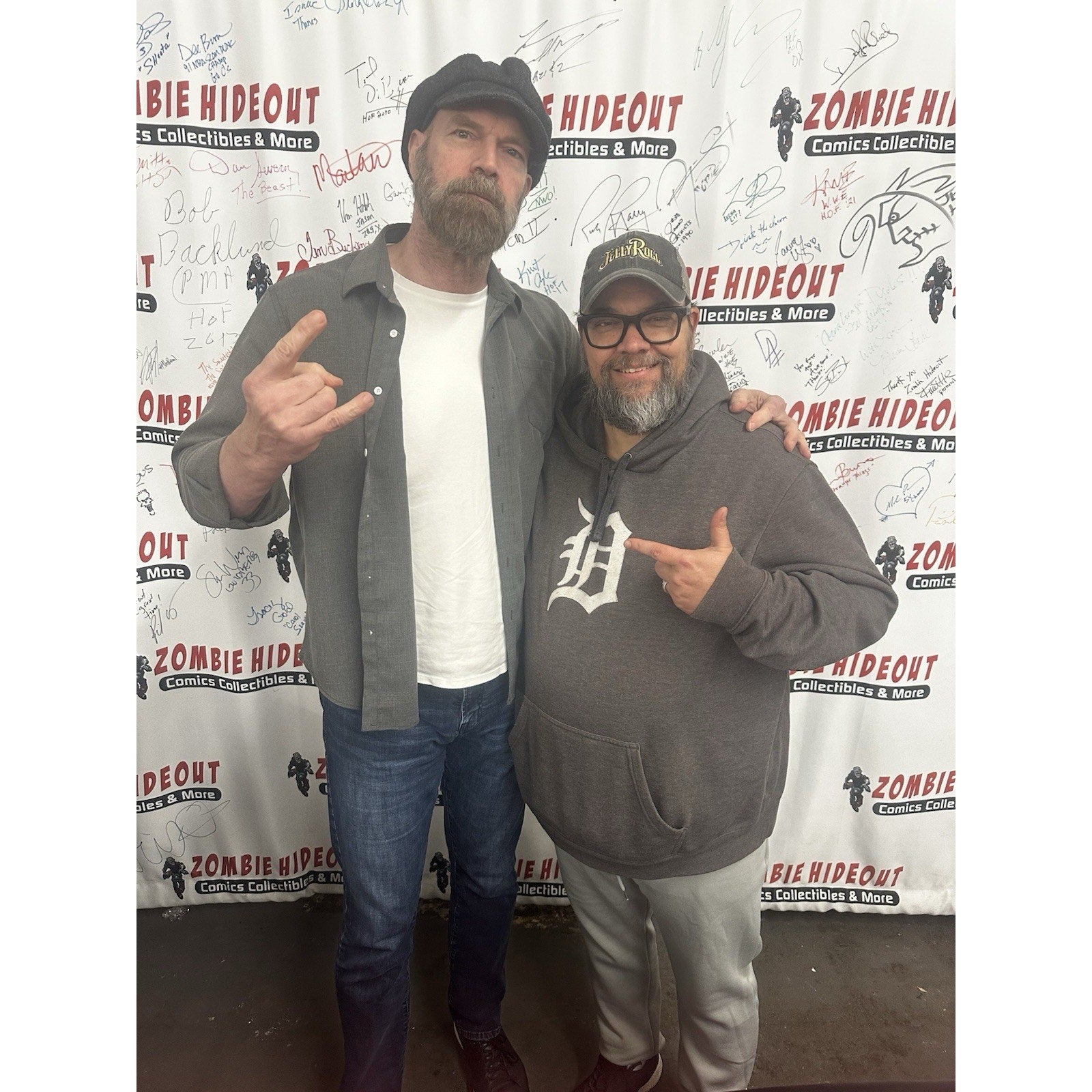 Tyler Mane & Lew Temple Dual Signed 8x10 Auto Rob Zombies Halloween Store COA