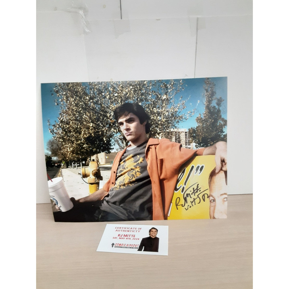Rj Mitte Signed 8x10 Photo Autograph With COA Breaking Bad