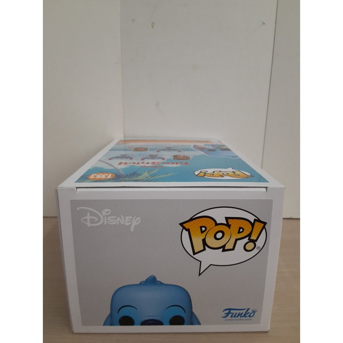 Pop! Stitch With Turtle Hot Topic Exclusive #1353