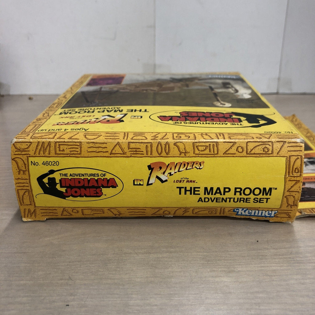 Vintage 1982 Raiders of the Lost Ark Map Room Kenner W/ Indiana Jones Figure CIB