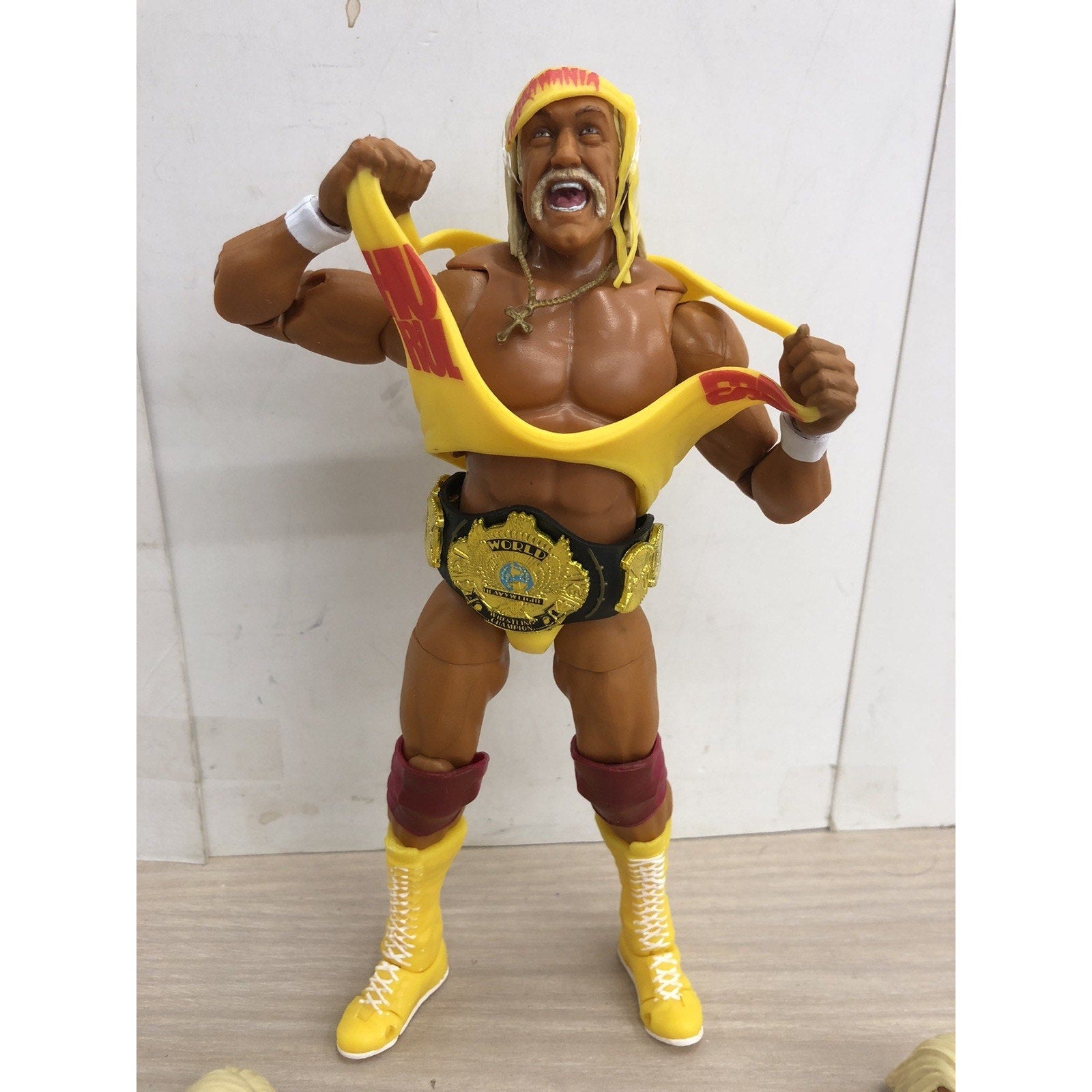 Hulk Hogan (Ripping Shirt) - WWE Ultimate Edition 30 Figure LOOSE COMPLETE
