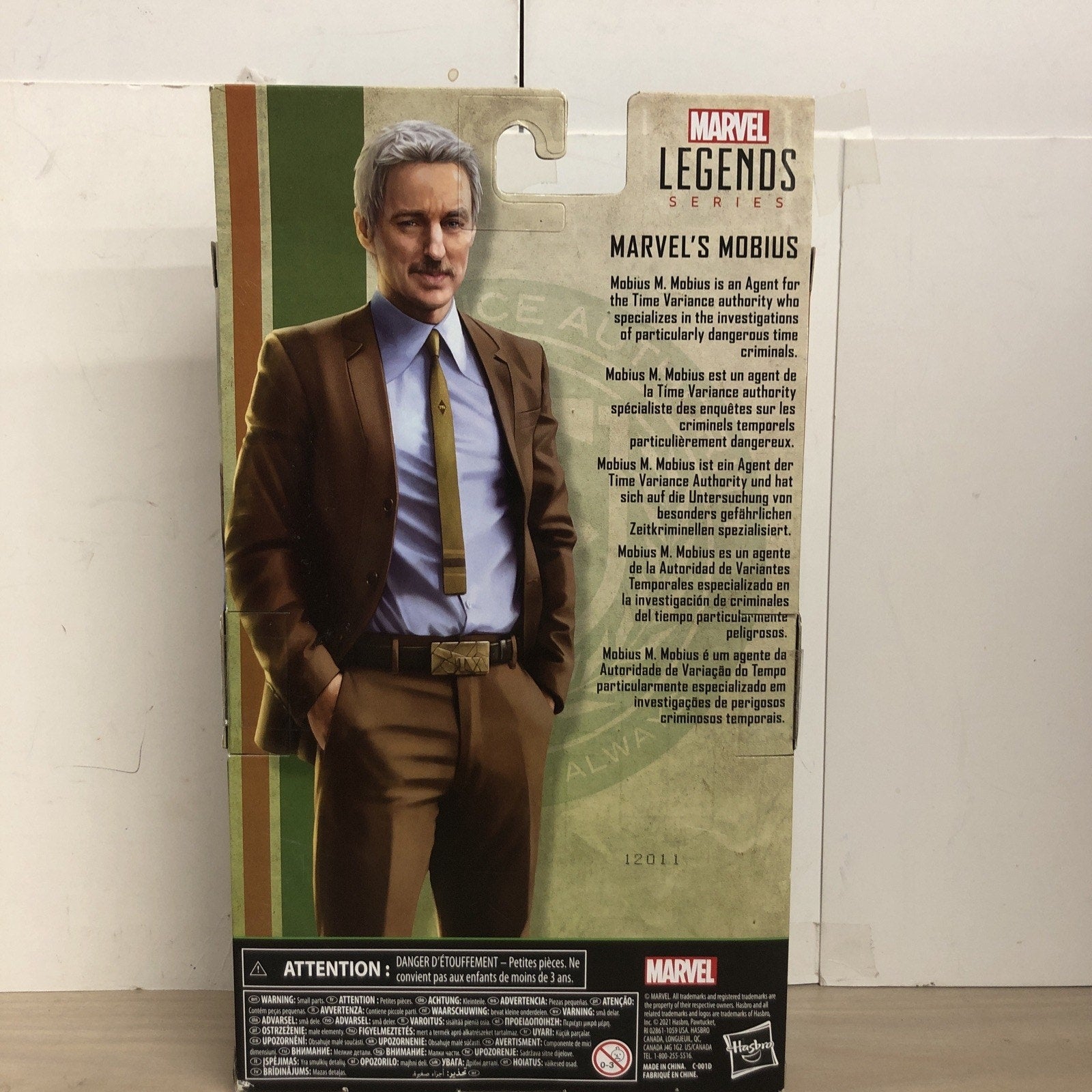 Hasbro Marvel Legends Loki 6 inch Action Figure