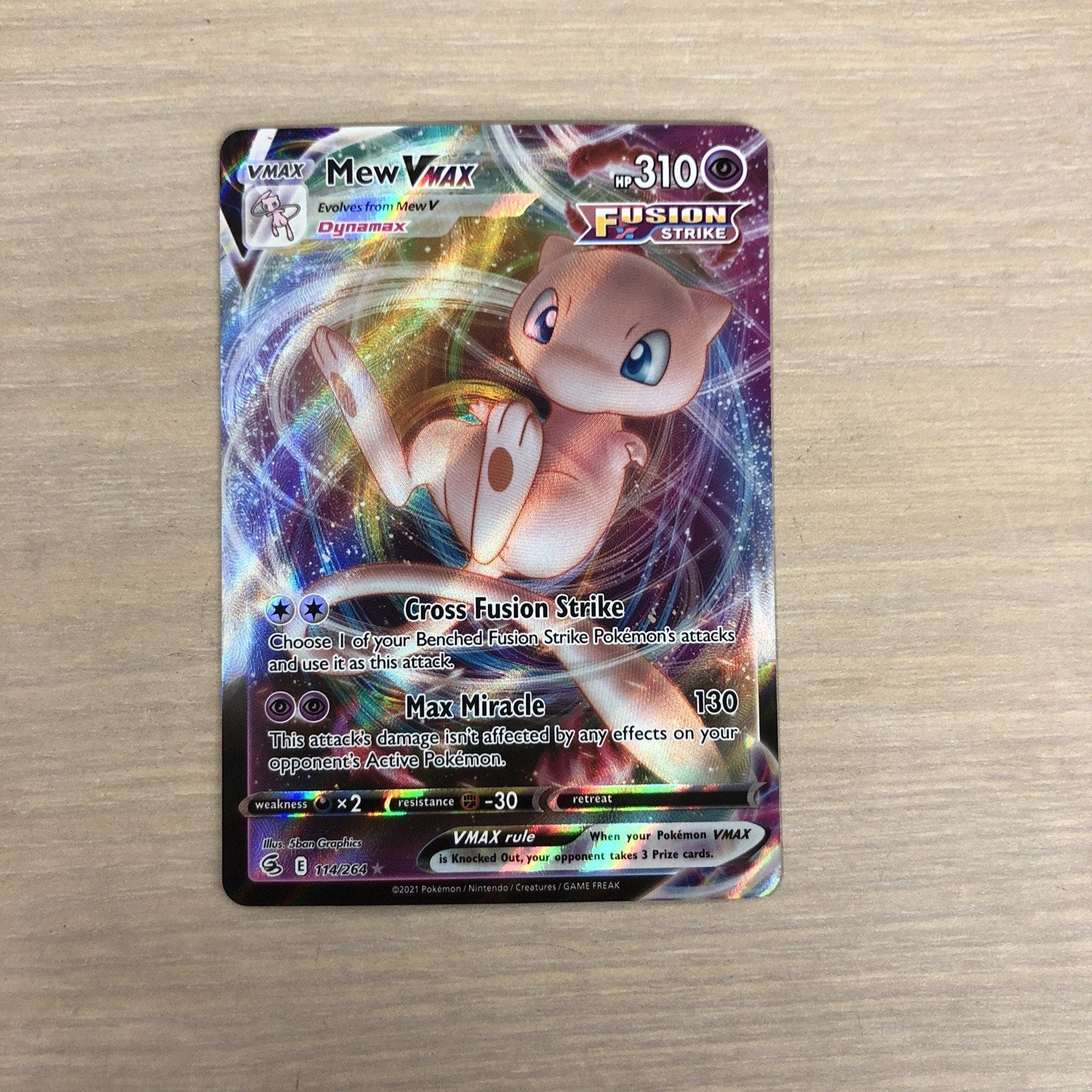 Mew VMAX 114/264 Swsh08: Fusion Strike Holo