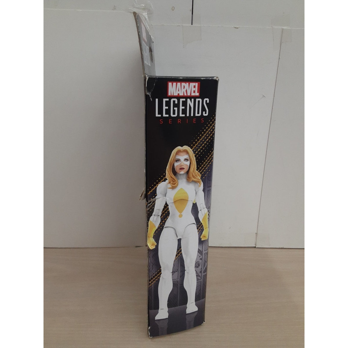 Hasbro Marvel Legends Moonstone 6" Action Figure
