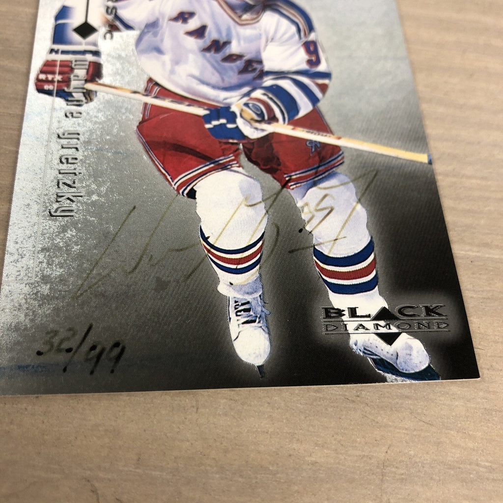 1999 Upper Deck Black Diamonds Wayne Gretzky On Card Auto /49