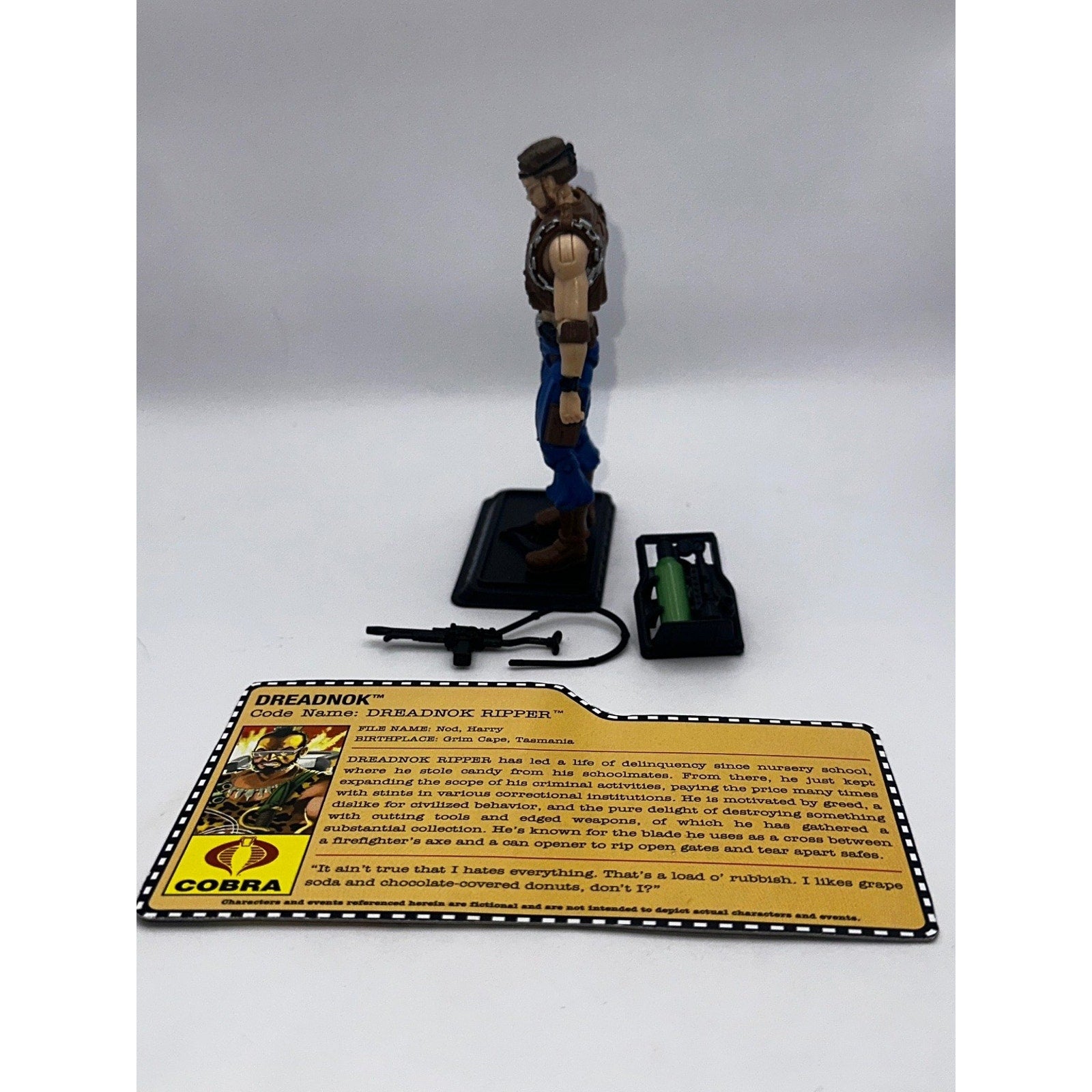 Hasbro GI Joe Dreadnok Ripper 3.75 Inch Action Figure Accessories Stand
