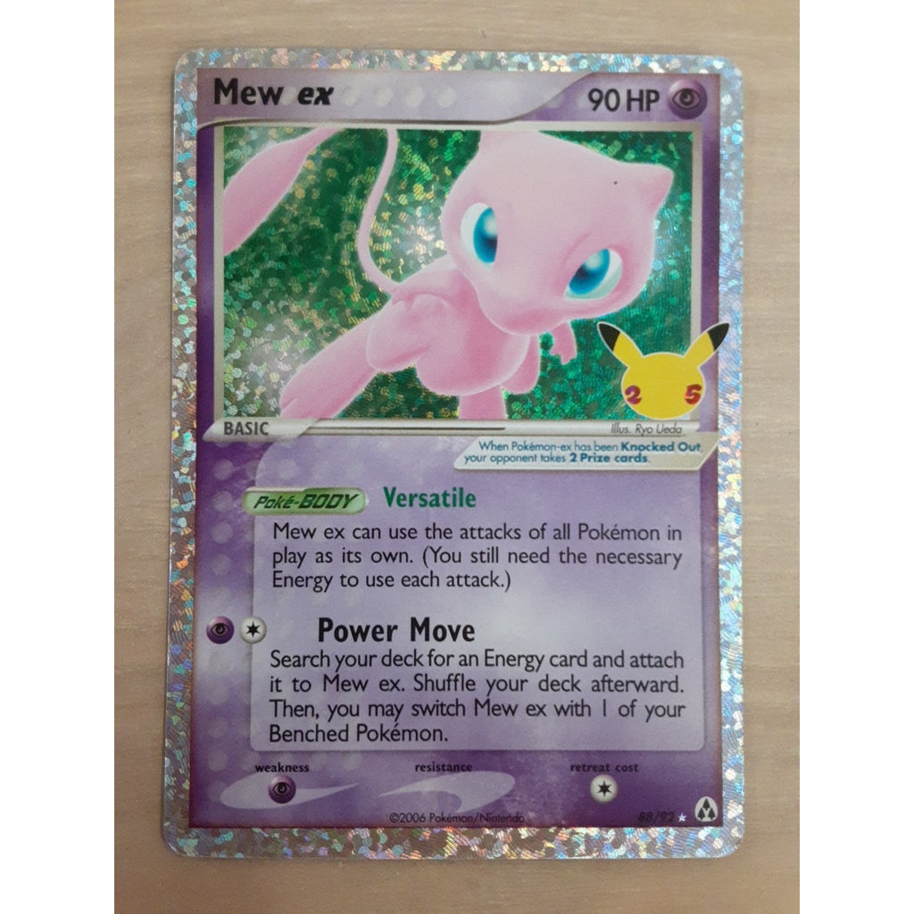 Mew ex 88/92 Celebrations: Classic Collection Holo