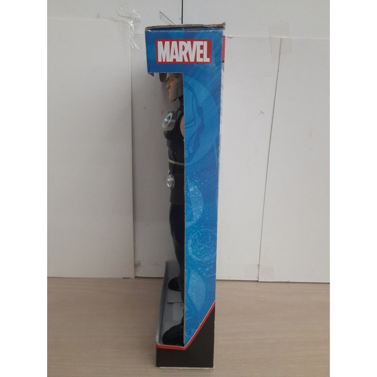 Marvel Hasbro Thor 9.5" Action Figure