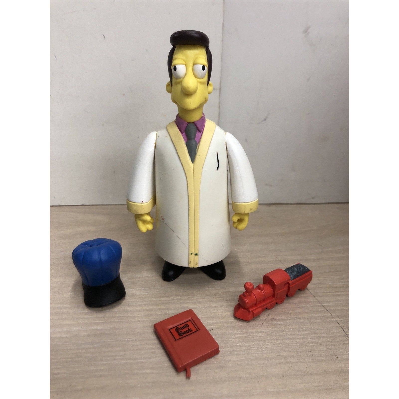 The SIMPSONS world of springfield REVEREND LOVEJOY Playmates LOOSE COMPLETE