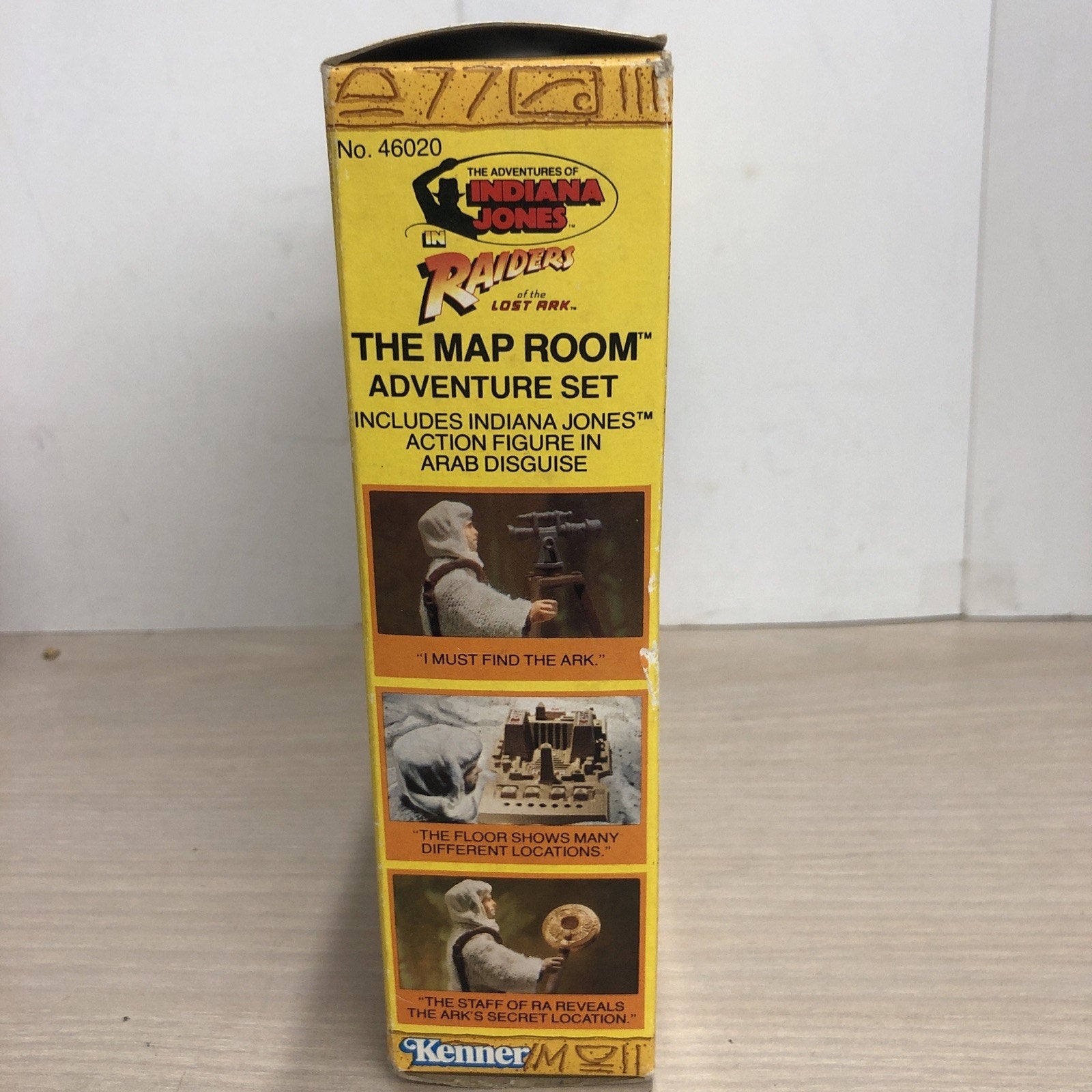 Vintage 1982 Raiders of the Lost Ark Map Room Kenner W/ Indiana Jones Figure CIB