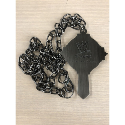 2013 WWF WWE Authentic Sheamus Necklace Pendant Wrestling Laoch Celtic Cross