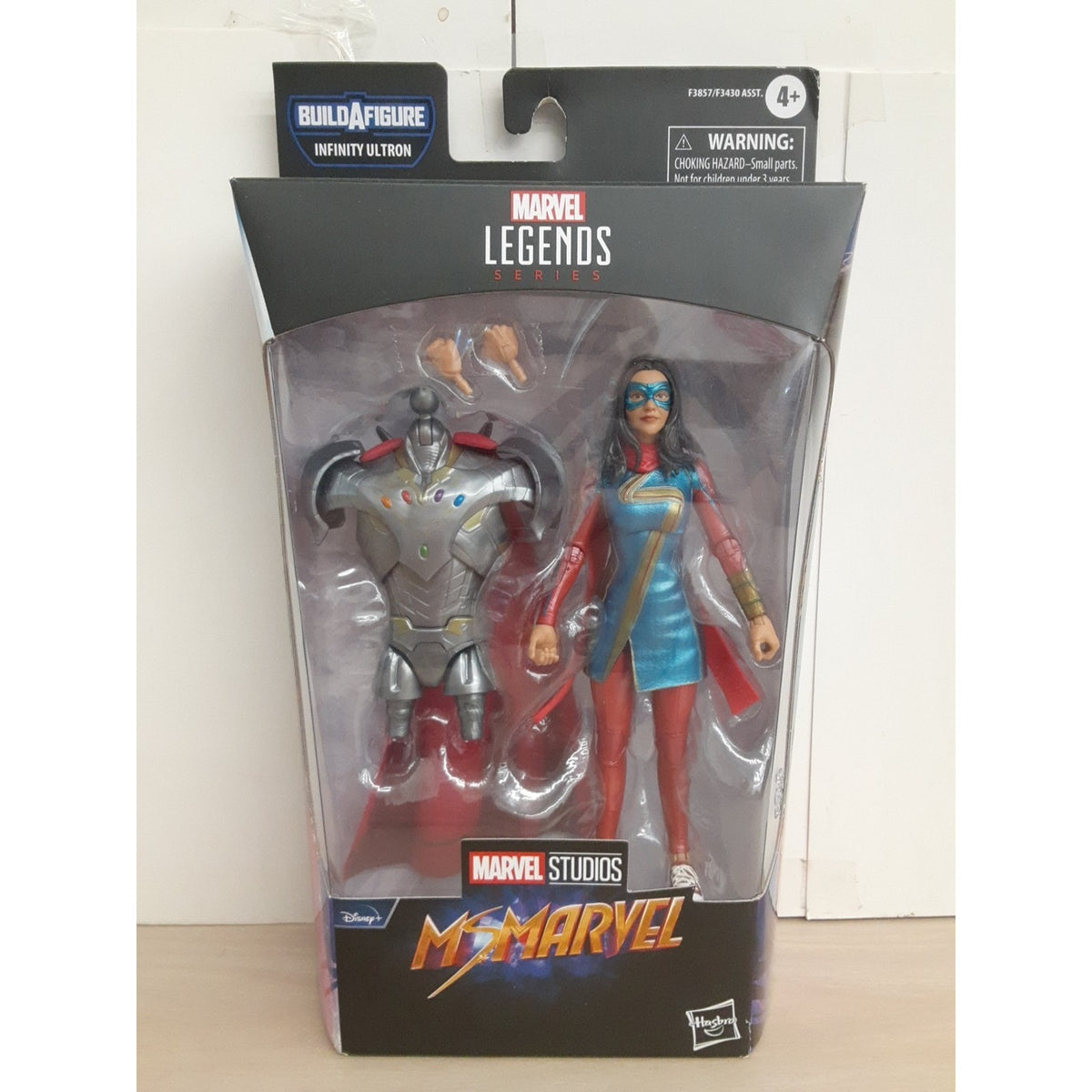 Disney's Marvel Legends 2022 Ms. Marvel 6" Action Figure Infinity Ultron BAF