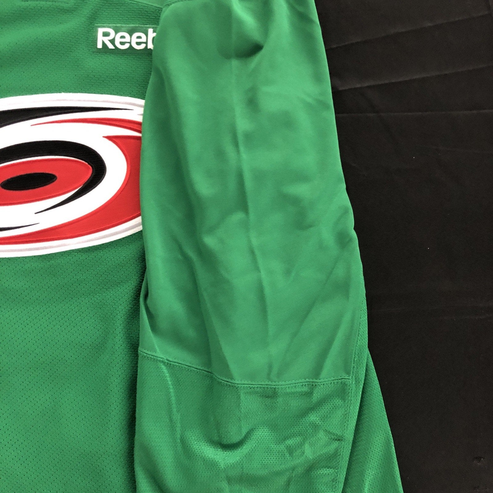Dvorak Hurricanes Signed Reebok MIC Jersey 56 Steiner