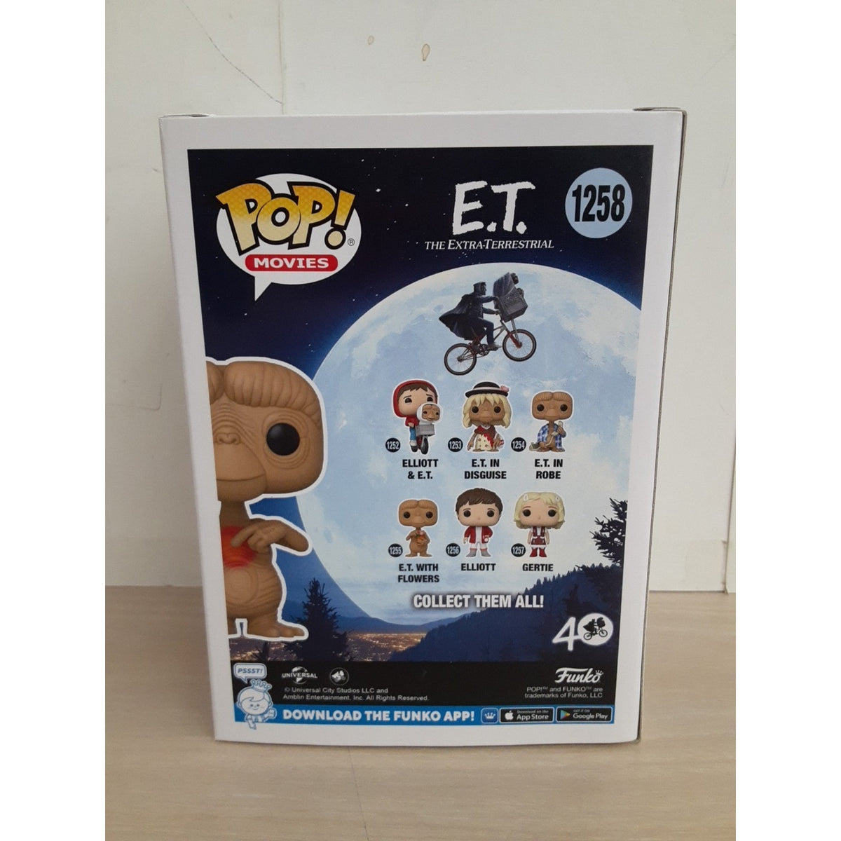 Funko Pop! Vinyl: E.T. the Extra-Terrestrial - E.T. with Glowing Heart - Target