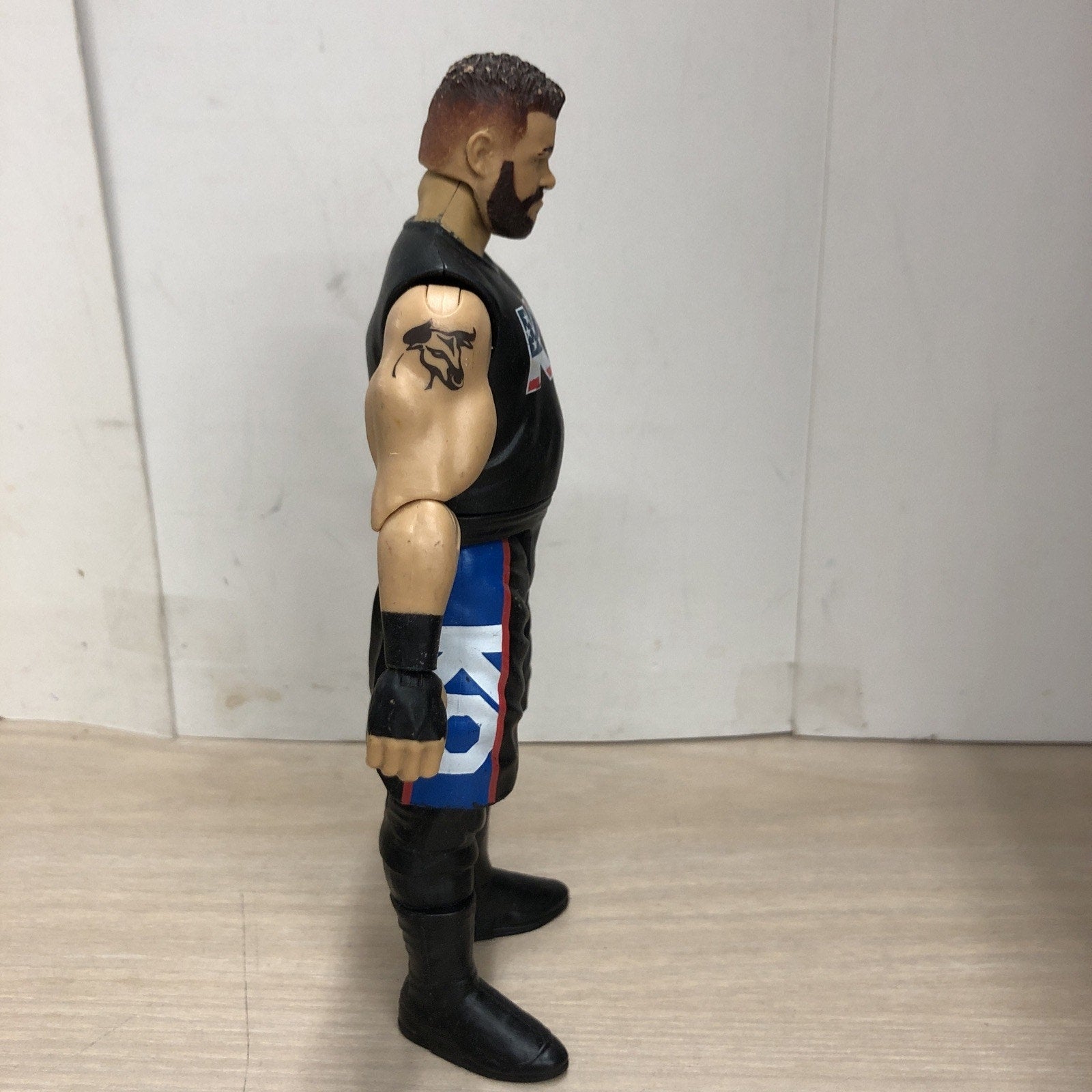 WWE 2017 BASIC SERIES #84 KEVIN OWENS "KO" - 7" Action Figure LOOSE USED