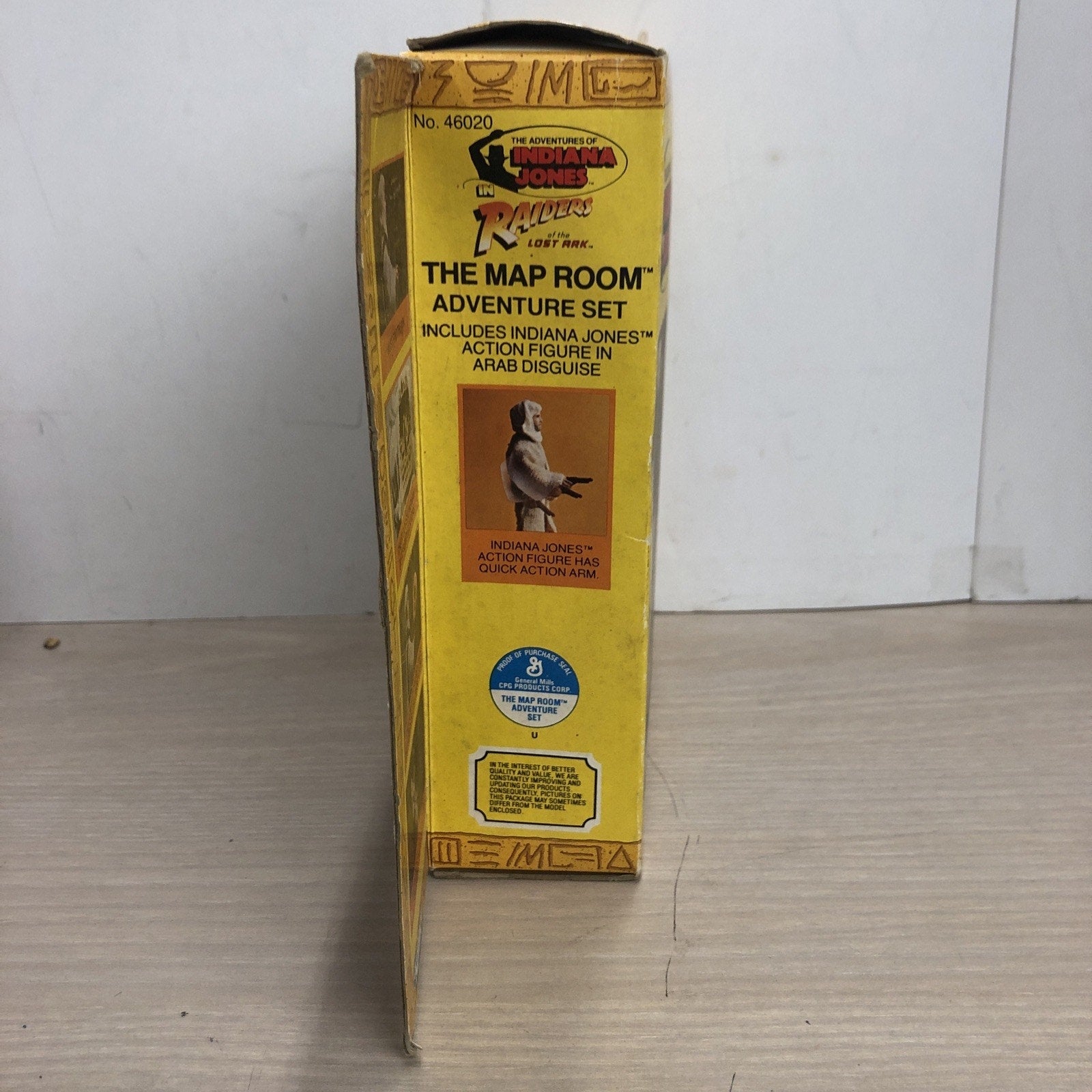 Vintage 1982 Raiders of the Lost Ark Map Room Kenner W/ Indiana Jones Figure CIB