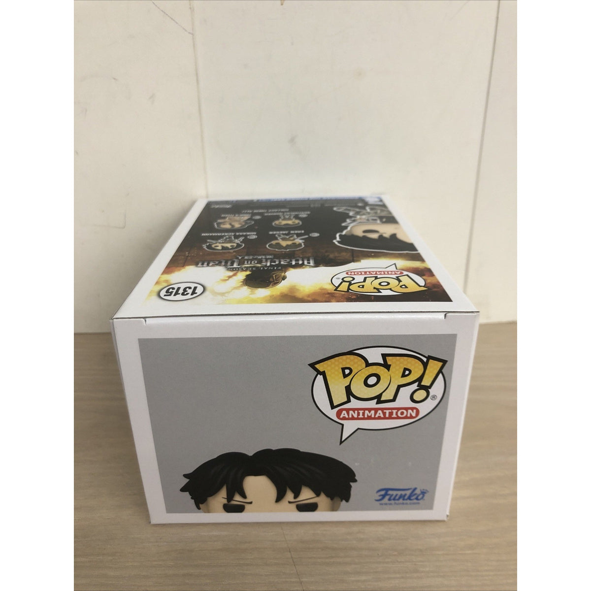 Funko Pop! Vinyl: Attack on Titan - Captain Levi - AAA Anime (Exclusive) #1315