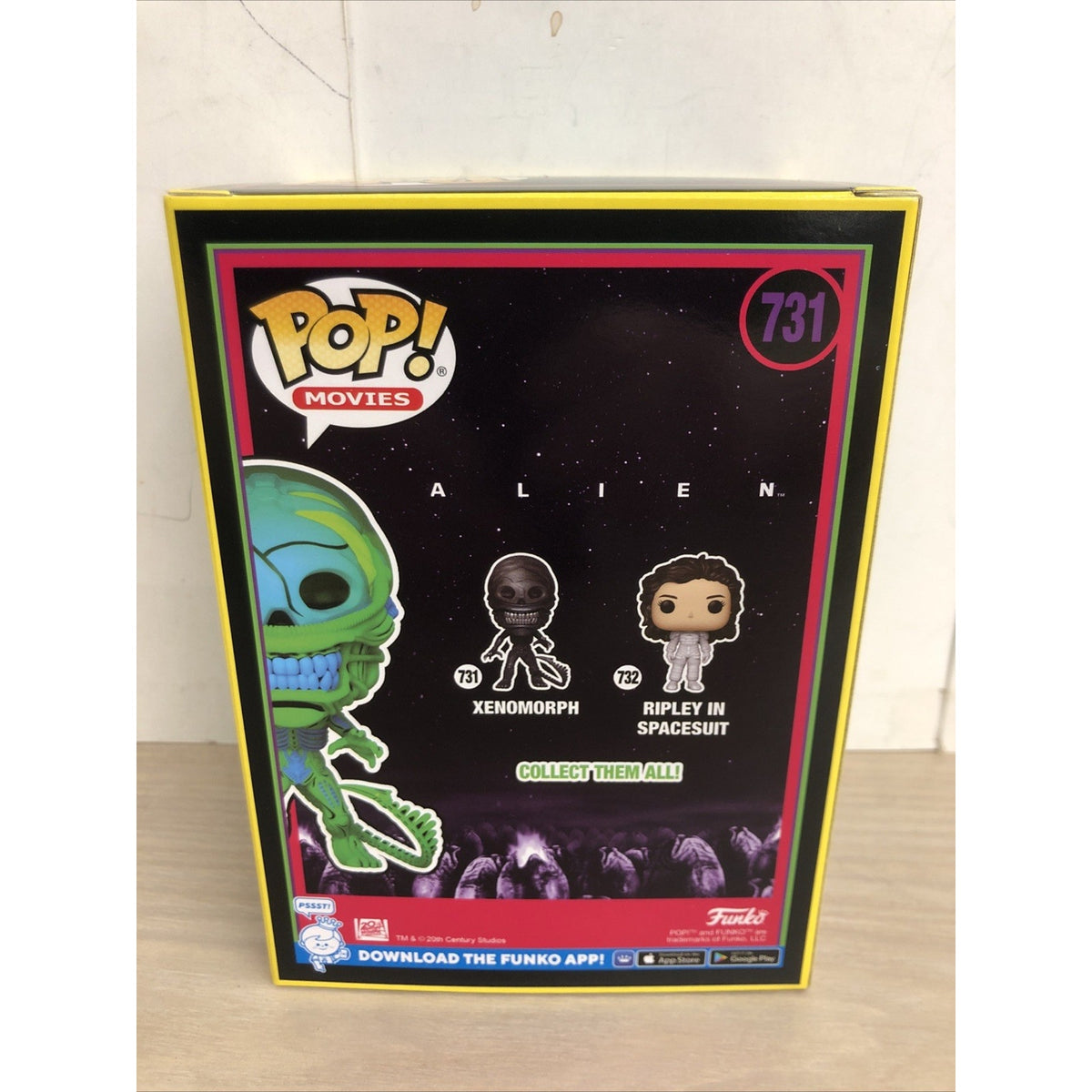 Funko Pop! Alien - Xenomorph #731 (Black Light) - Scare Fair Hot Topic Exclusive