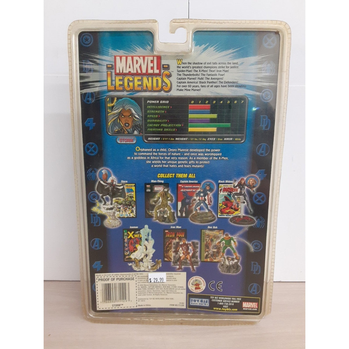 Storm Marvel Legends Series VIII X-Men ToyBiz With Trading Card + Bonus Comic