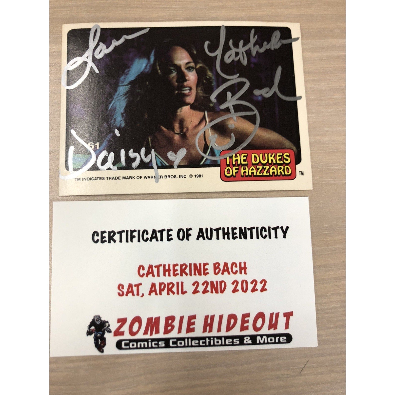1981 The Dukes of Hazzard 'Daisy' Card SIGNED Catherine Bach! Zombie Hideout COA