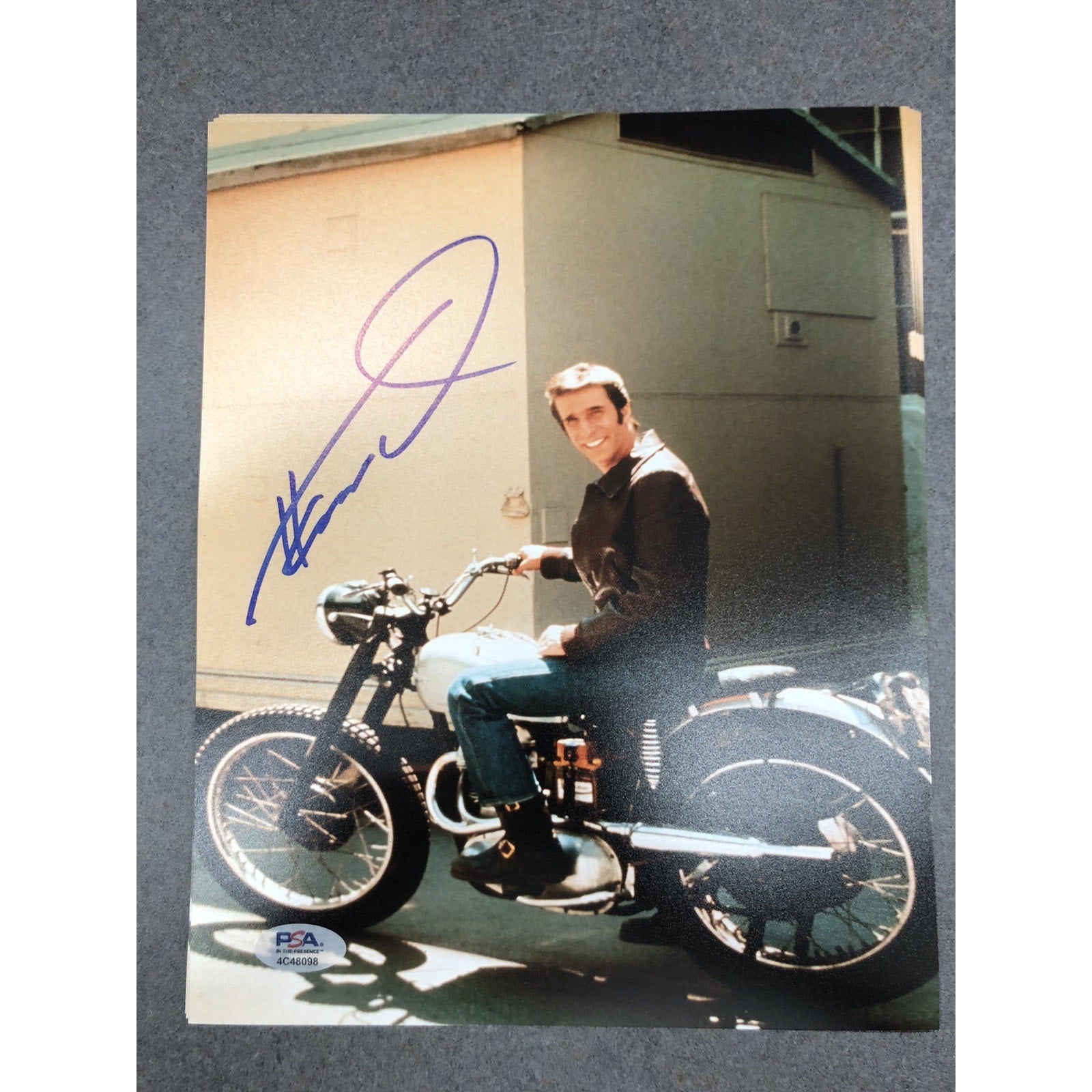Henry Winkler Happy Days Motorcycle signed 8x10 photo PSA/DNA Autographed