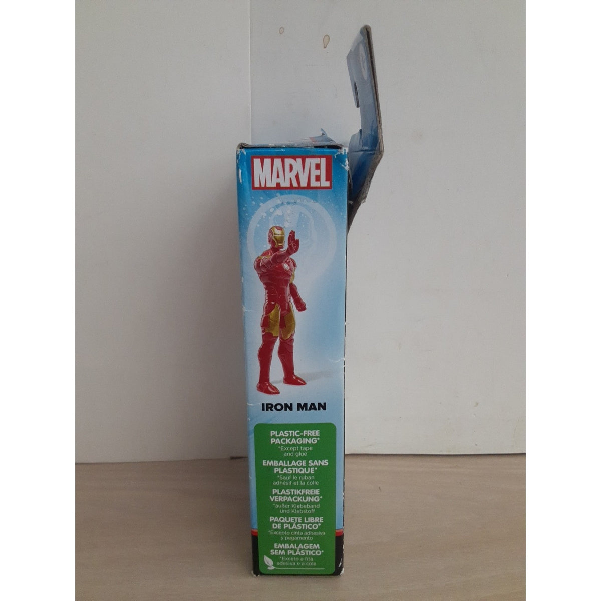 Hasbro Marvel Iron Man 6" Action Figure