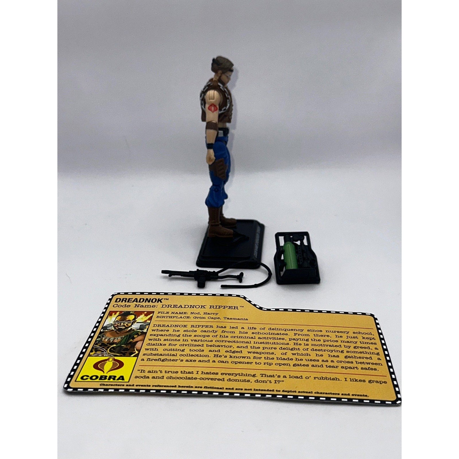 Hasbro GI Joe Dreadnok Ripper 3.75 Inch Action Figure Accessories Stand