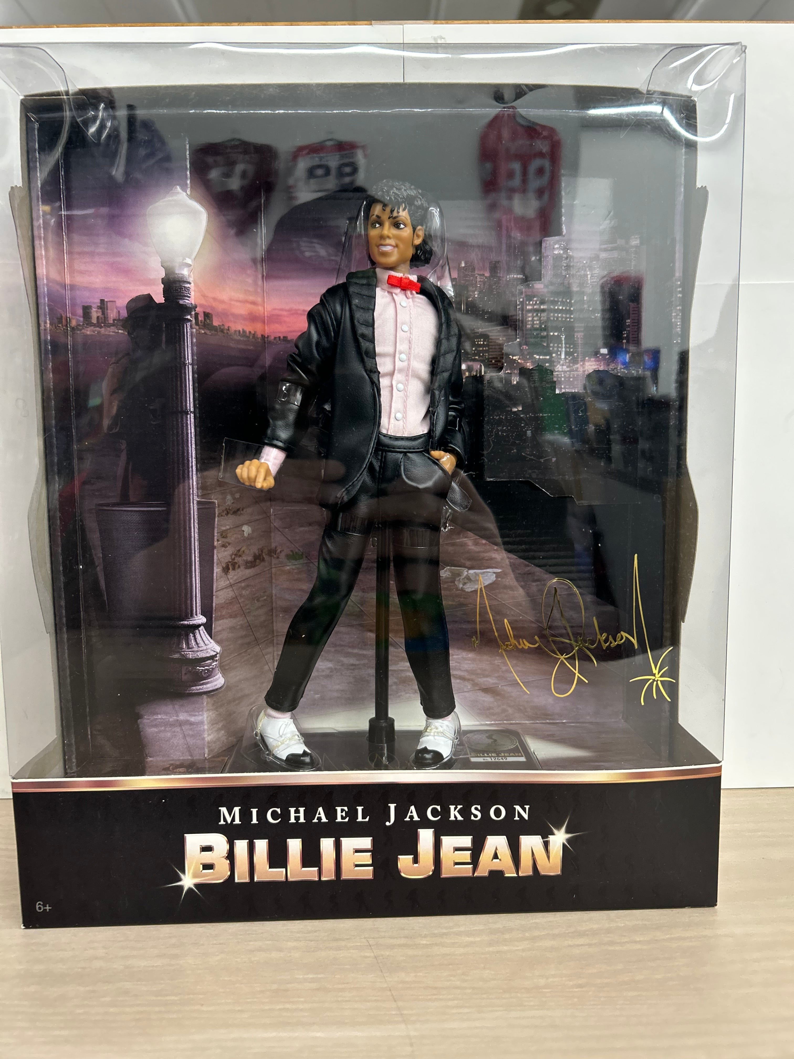 Michael Jackson Billie Jean Playmates