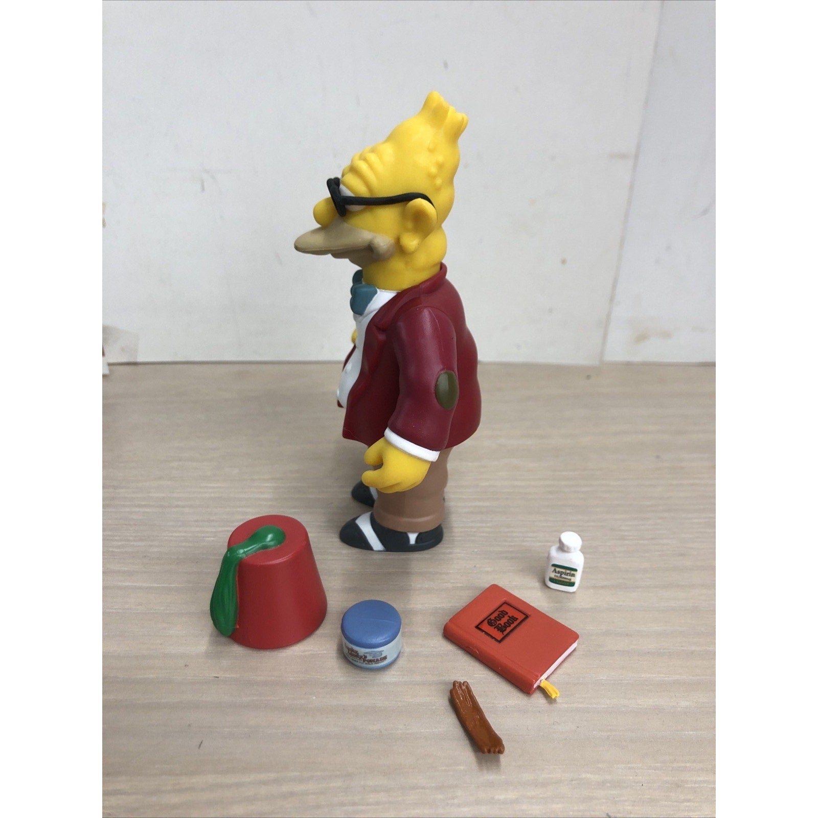 The SIMPSONS world of springfield SUNDAY BEST GRANDPA Playmates LOOSE COMPLETE