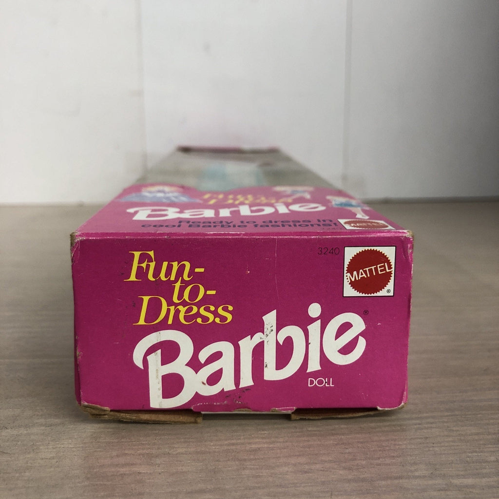 Vintage 1992 Fun To Dress Barbie and Robe Towel