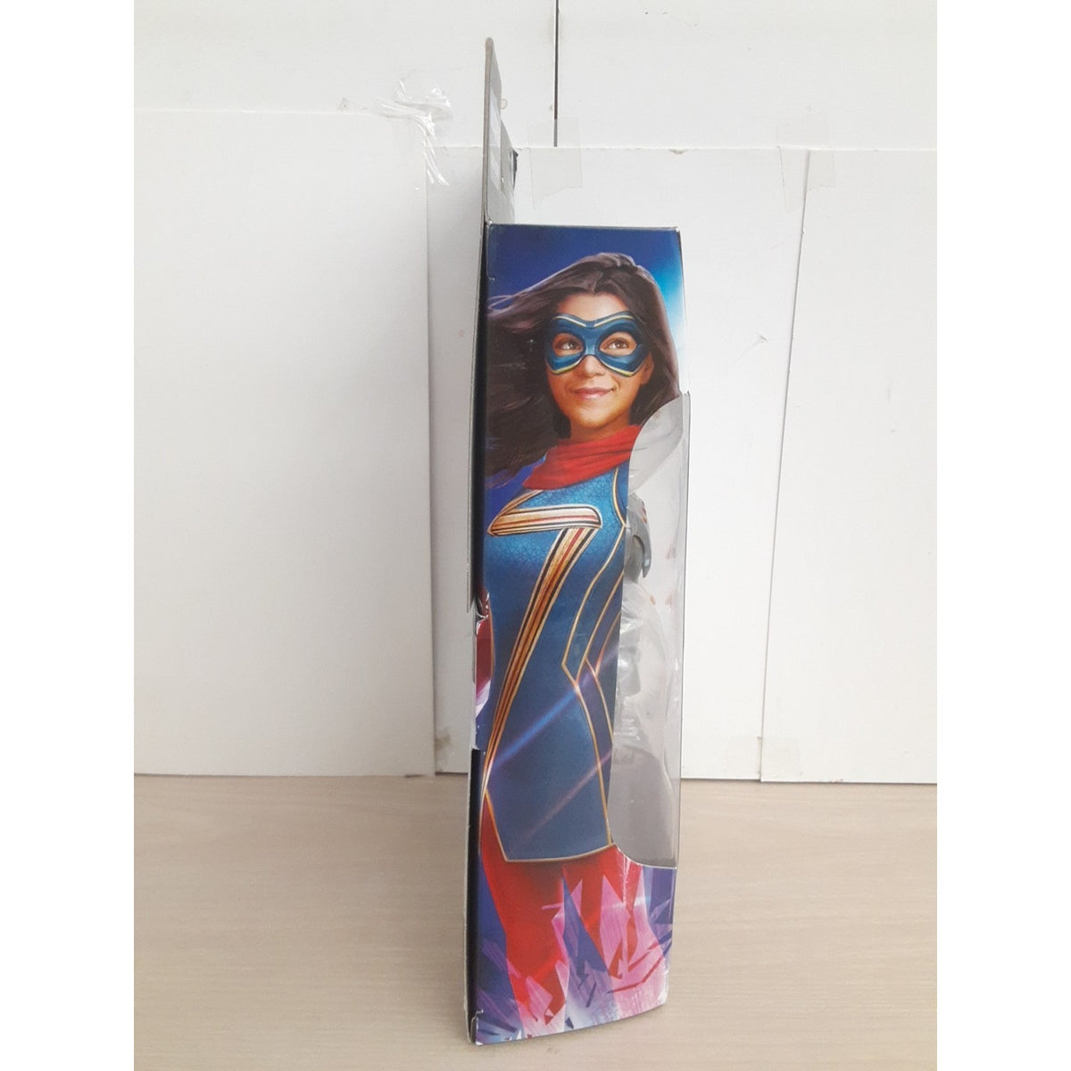 Disney's Marvel Legends 2022 Ms. Marvel 6" Action Figure Infinity Ultron BAF