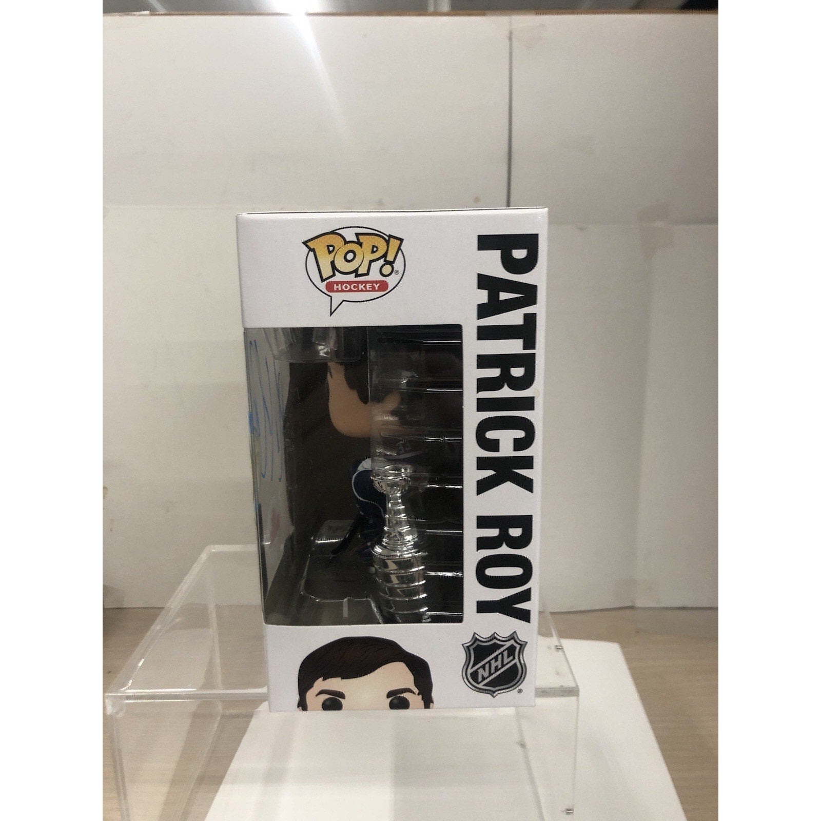Funko Patrick Roy #48 Chase Signed