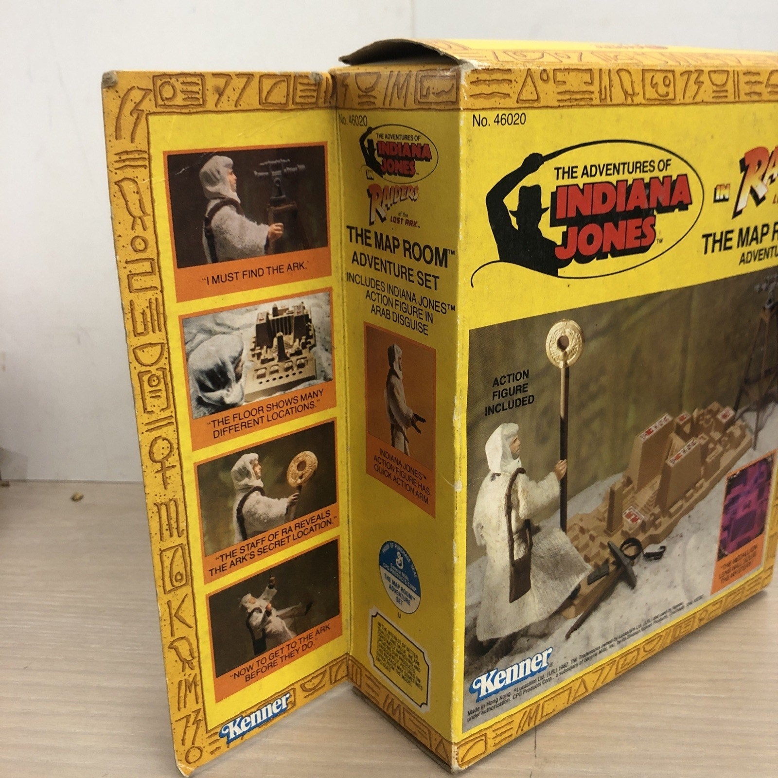 Vintage 1982 Raiders of the Lost Ark Map Room Kenner W/ Indiana Jones Figure CIB