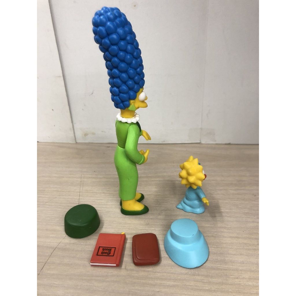 The SIMPSONS world of springfield SUNDAY BEST MARGE & MAGGIE Playmates LOOSE