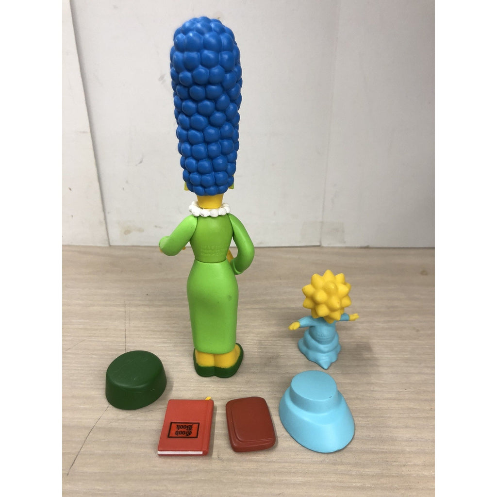 The SIMPSONS world of springfield SUNDAY BEST MARGE & MAGGIE Playmates LOOSE