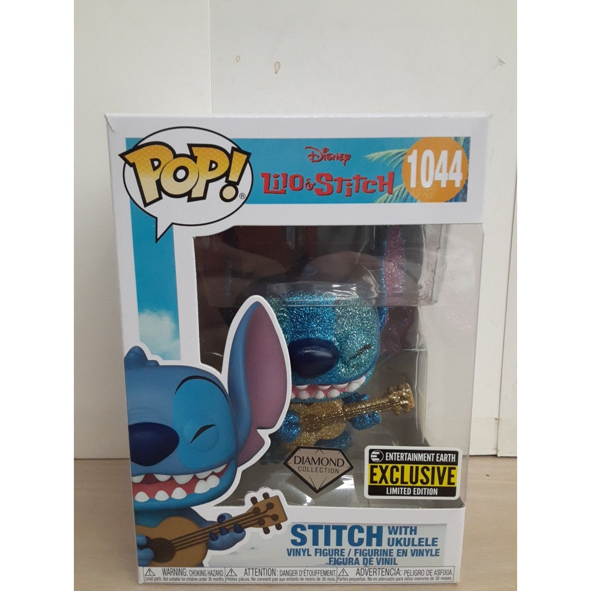 Pop! Stitch with Ukulele Diamond Collection Entertainment Earth Exclusive #1044